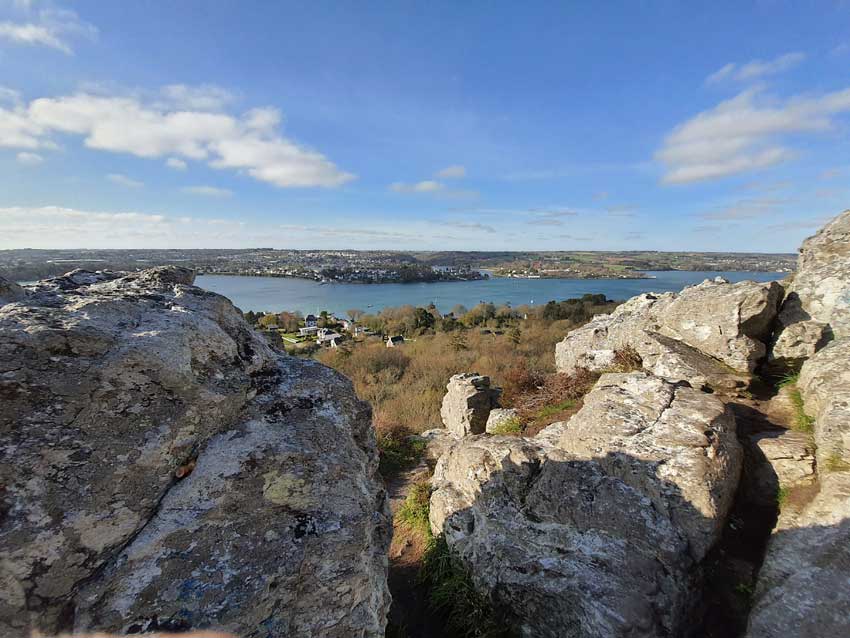 Vue sur la rade de Brest du Rocher de l'Impératrice, vue sur l'anse de Kerhuon, 28 mars 2021