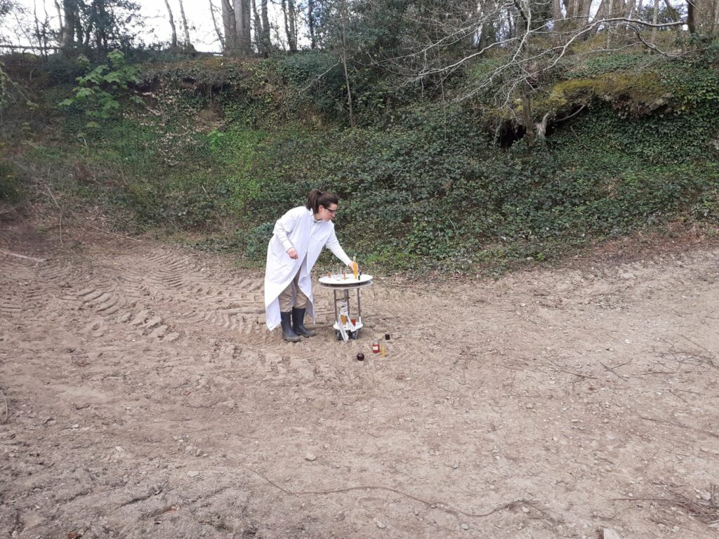 Performance Marianne Rousseau jardin du stang alar 1er avril