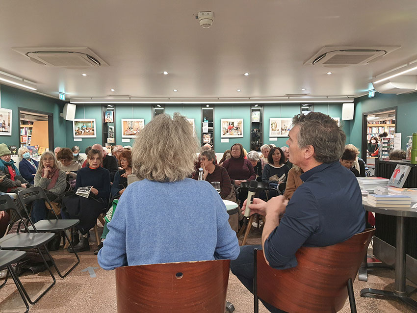 Rencontre littéraire avec l'historien en art contemporain Paul Ardenne lundi 9 janvier 2023 à la librairie Dialogues. Modération : Marie-Michèle Lucas.