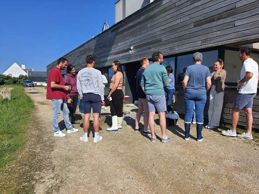 Pause matinale, station expérimentale d'Argenton, 15 mai 2025. Photo © M.-C. Raoul